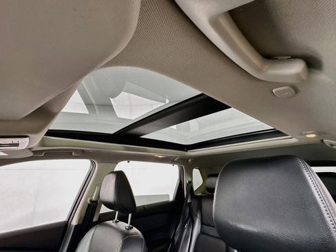 Used 2024 Nissan Rogue SL w/ SL Premium Package image 5