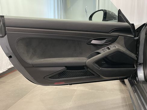 Used 2024 Porsche 718 Boxster Spyder RS RWD image 12