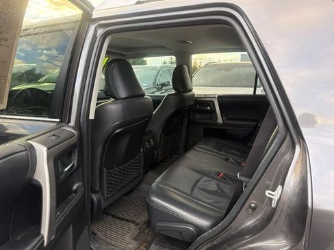 Used 2017 Toyota 4Runner Limited AWD/4WD image 9