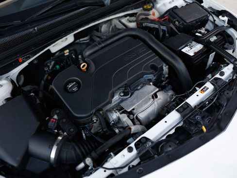 Used 2018 Chevrolet Malibu LT w/ Redline Edition image 52