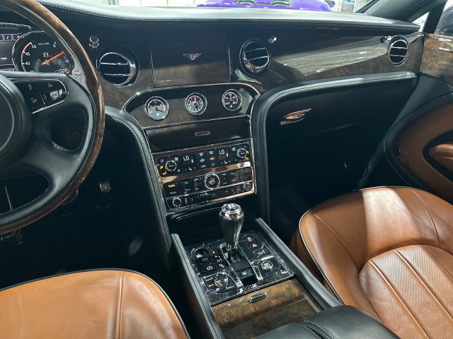 Used 2011 Bentley Mulsanne RWD image 5