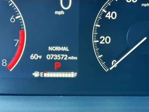 Used 2023 Honda Pilot Sport image 40