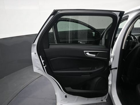 Used 2022 Ford Edge SEL w/ Convenience Package AWD/4WD image 28