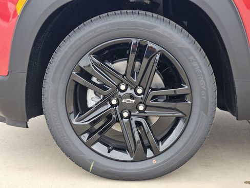 New 2026 Chevrolet TrailBlazer LT w/ Midnight Edition FWD image 13