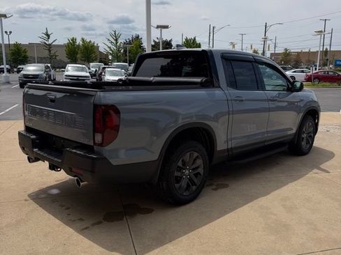 Certified 2025 Honda Ridgeline Sport image 5