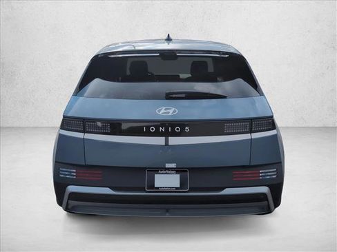 New 2026 Hyundai Ioniq 5 SEL image 8