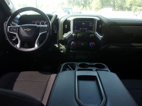 Used 2022 Chevrolet Silverado 2500 LT w/ Convenience Package AWD/4WD image 16