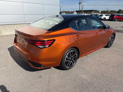 New 2025 Nissan Sentra SR w/ SR Premium Package image 3