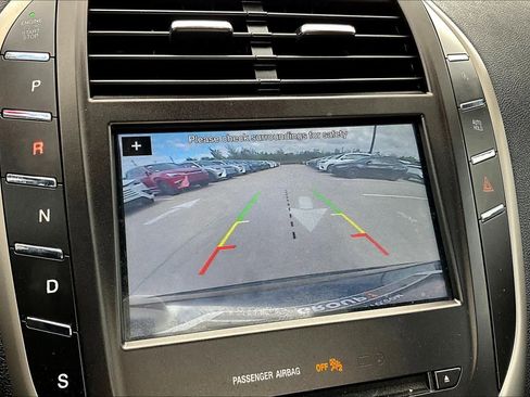 Used 2017 Lincoln MKC Premiere image 22