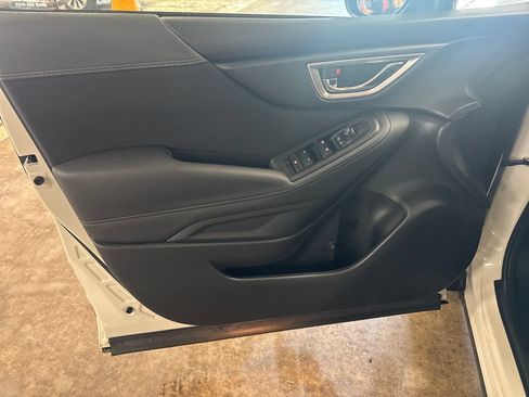 Certified 2023 Subaru Forester Premium AWD/4WD image 16