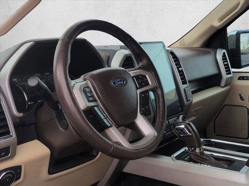 Used 2019 Ford F150 Lariat w/ Equipment Group 502A Luxury image 10