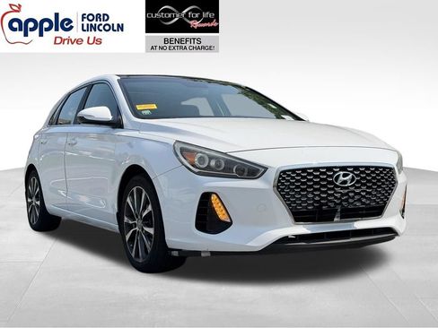 Used 2018 Hyundai Elantra GT w/ Tech Package 03 FWD image 1