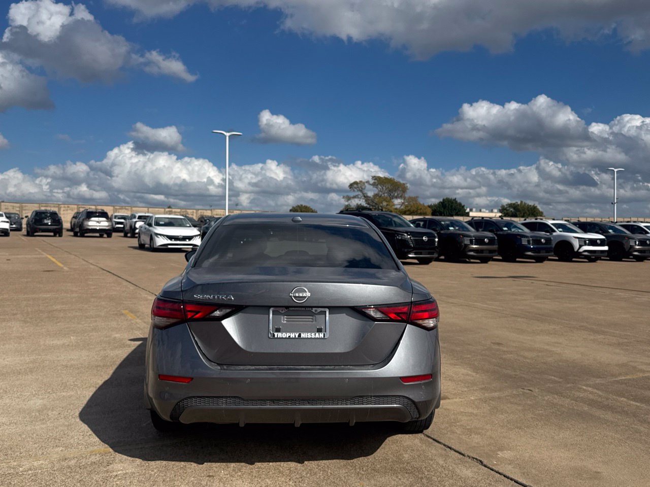 Used 2025 Nissan Sentra SV w/ Trunk Package FWD image 24