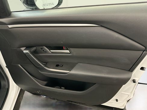 Used 2025 MAZDA CX-50 AWD 2.5 S w/ Premium Package image 35