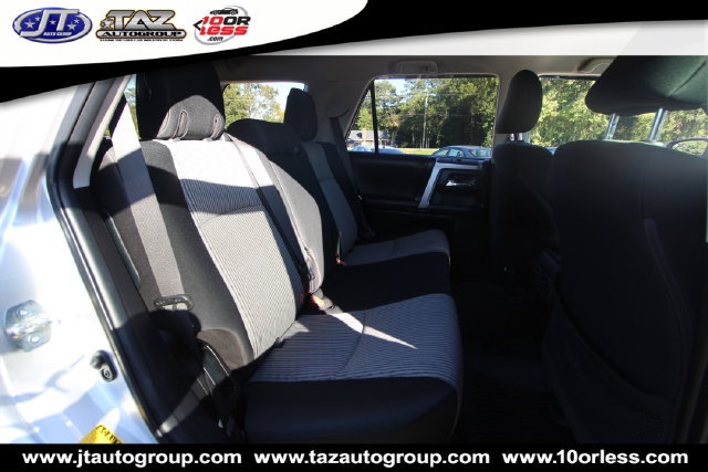 Used 2022 Toyota 4Runner SR5 RWD image 15