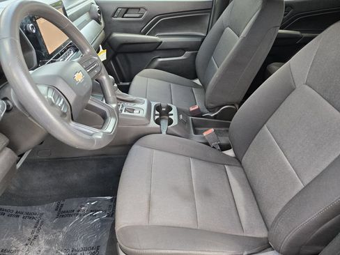 Used 2023 Chevrolet Colorado W/T RWD image 13