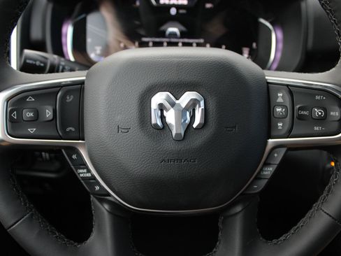 New 2026 RAM 1500 Big Horn AWD/4WD image 23