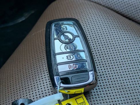 Certified 2023 Lincoln Aviator Reserve w/ Equipment Group 201A image 29