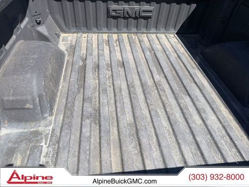 Used 2024 GMC Sierra 1500 SLT image 11