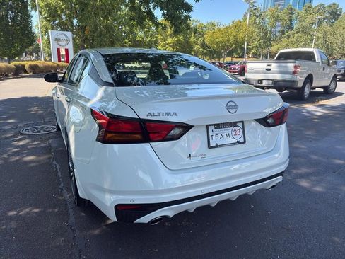 New 2025 Nissan Altima 2.5 SV image 4