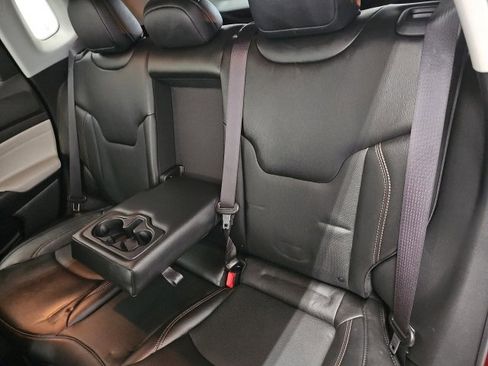 Used 2022 Jeep Compass Limited image 20