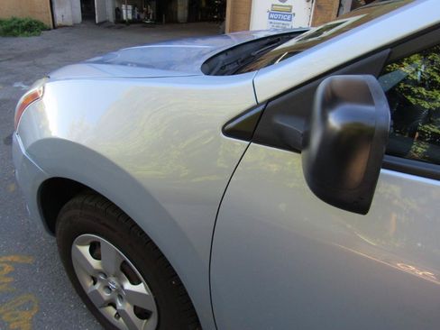Used 2013 Nissan Rogue S AWD/4WD image 9