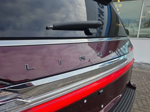 Used 2018 Lincoln Navigator L Black Label w/ Cargo Package image 10