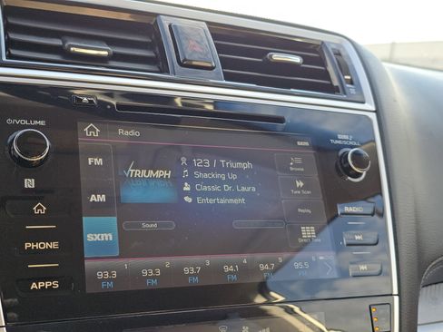 Used 2019 Subaru Outback 2.5i Premium image 25