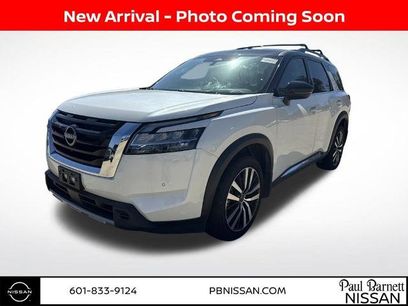 Certified 2024 Nissan Pathfinder Platinum
