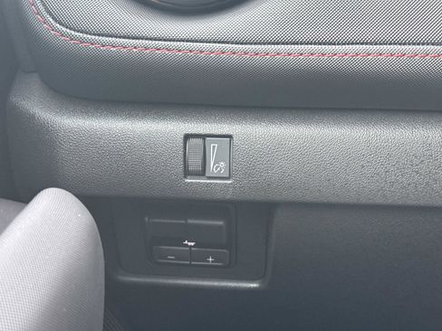 Certified 2023 Chevrolet Colorado Z71 w/ Z71 Convenience Package 2 image 26