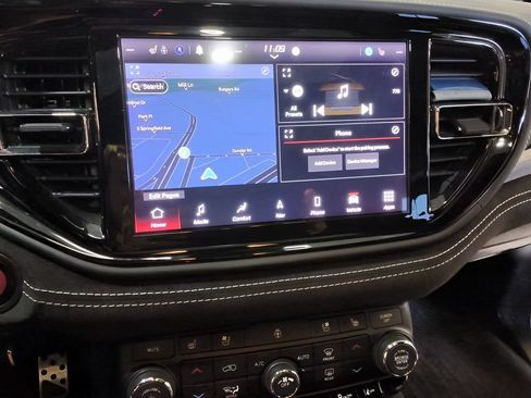Used 2022 Dodge Durango SRT w/ SRT Interior Appearance Group AWD/4WD image 22