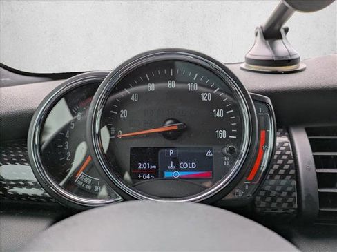 Used 2019 MINI Cooper S image 9
