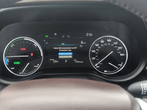 Certified 2024 Toyota Sienna Platinum image 21