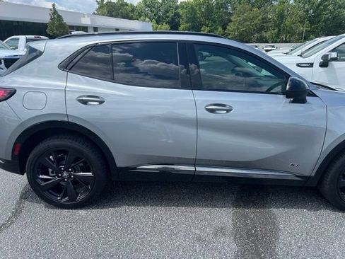 Used 2025 Buick Envision Sport Touring AWD/4WD image 3