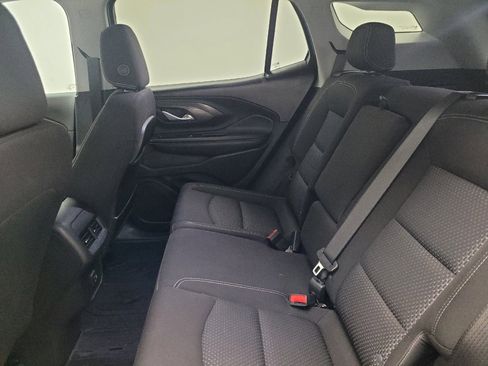 Used 2022 GMC Terrain SLE w/ Driver Convenience Package image 18
