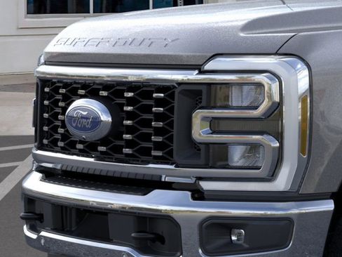 New 2026 Ford F350 Lariat image 17