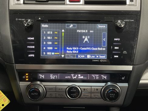 Used 2016 Subaru Legacy 2.5i Premium w/ Moonroof Package image 21