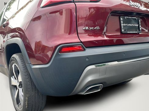 Used 2019 Jeep Cherokee Limited AWD/4WD image 28
