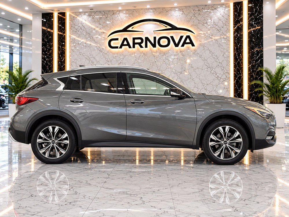Used 2017 INFINITI QX30 Premium w/ Navigation Package AWD/4WD image 3