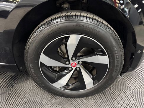 Used 2021 Jaguar F-PACE S image 18