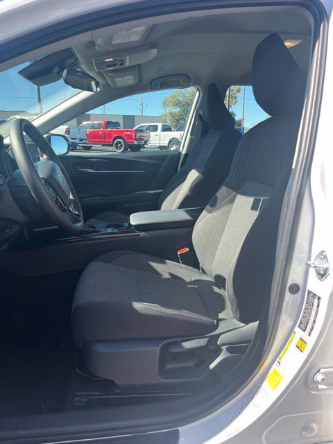 Used 2026 Toyota Camry LE FWD image 29