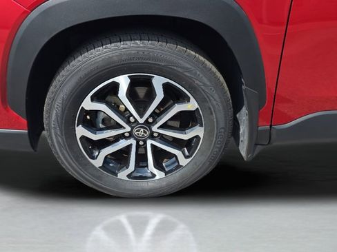 Used 2024 Toyota Corolla Cross SE image 10