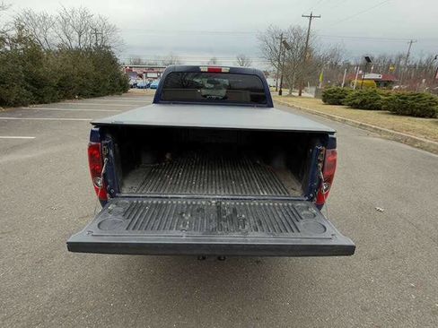 Used 2010 GMC Canyon SLE image 20