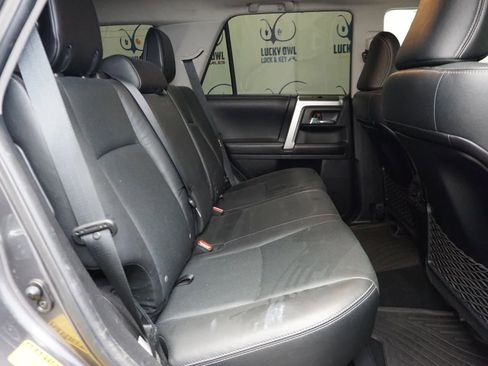 Used 2016 Toyota 4Runner Limited image 20