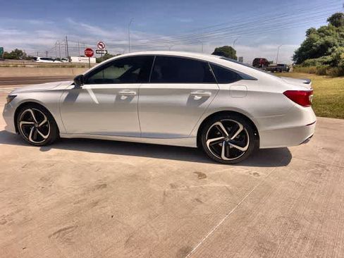 Certified 2022 Honda Accord Sport image 4