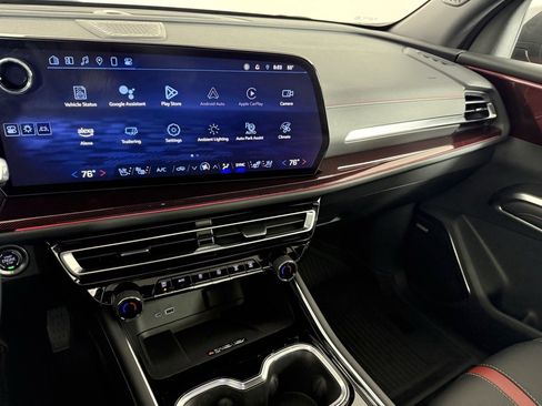 Used 2024 Chevrolet Traverse RS w/ LPO, Floor Liner Package image 29