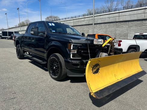 Used 2020 Ford F350 Lariat image 1