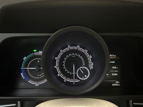 Used 2023 Hyundai Elantra Blue w/ Cargo Package image 16