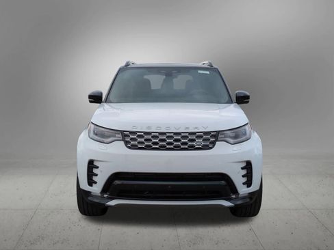 New 2026 Land Rover Discovery Limited Edition image 9