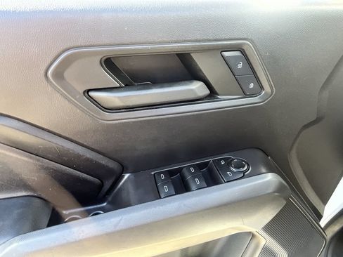 Used 2023 Chevrolet Colorado W/T RWD image 20